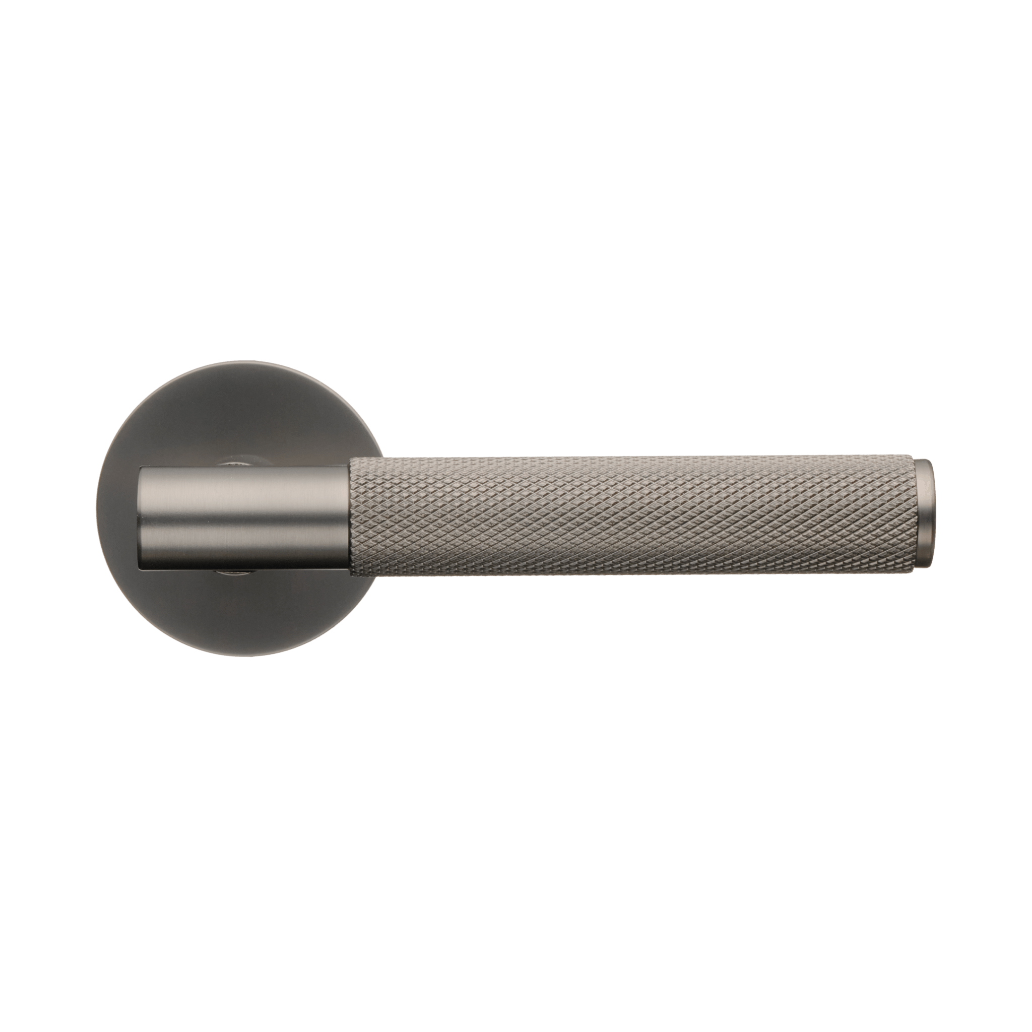 Geveerde Basio diamond-cut deurklink in robuust gun metal met comfortabele kartelstructuur en 8 mm stift voor stevige montage