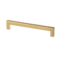 Mat gouden handgreep hart-op-hart 160/172 mm met slank 12 × 12 mm profiel en 32 mm diepte, voor een luxe en symmetrische kastafwerking