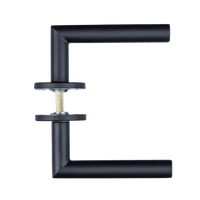 Mat zwarte RVS Bobbio deurbeslag 130 mm met strakke industriële uitstraling