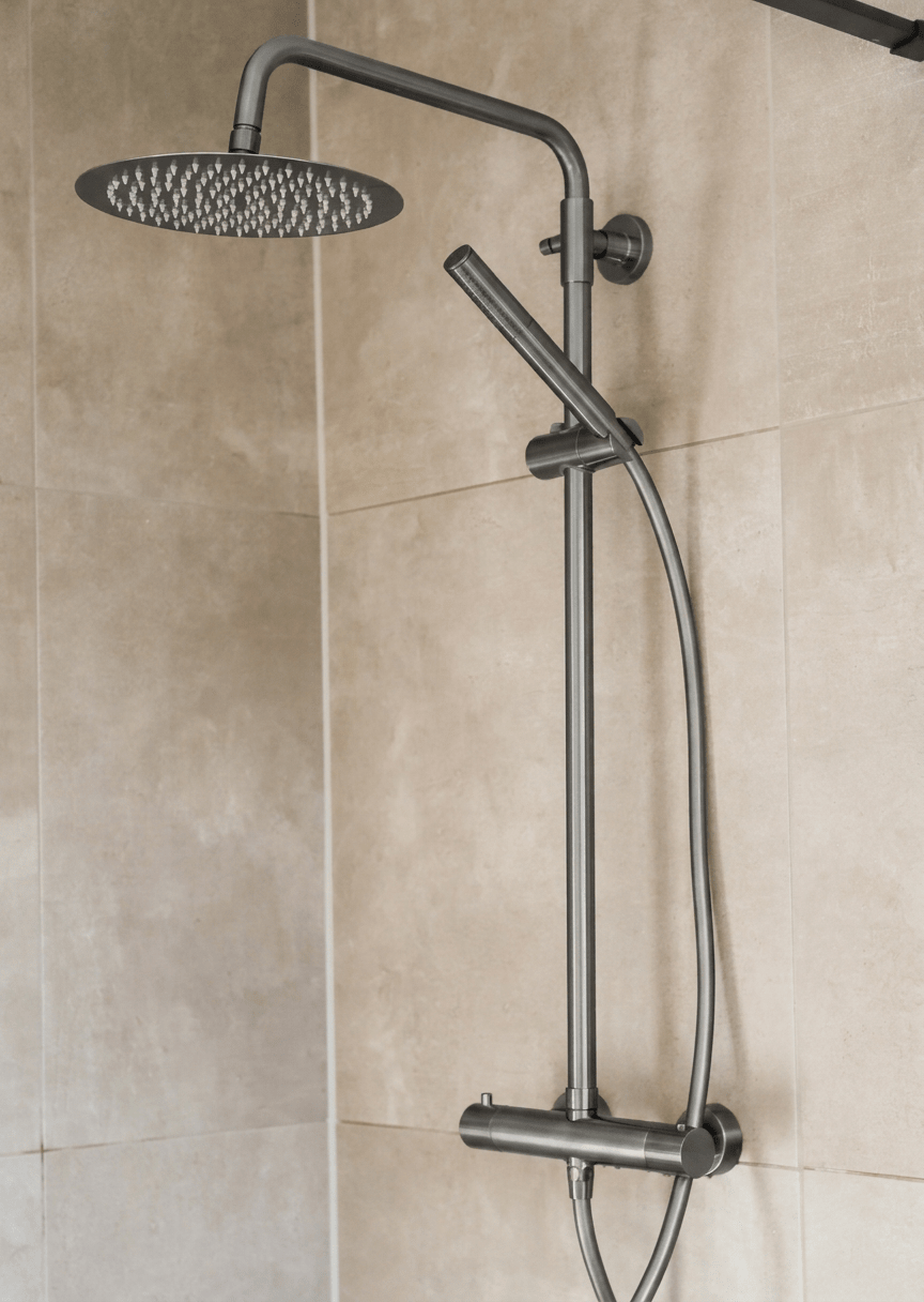 Novi - Gun Metal Duschset - Rund