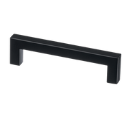 Mat zwarte handgreep hart-op-hart 128 mm en totale lengte 140 mm, vierkant 12 × 12 mm profiel en 32 mm diepte voor een strak, modern interieur